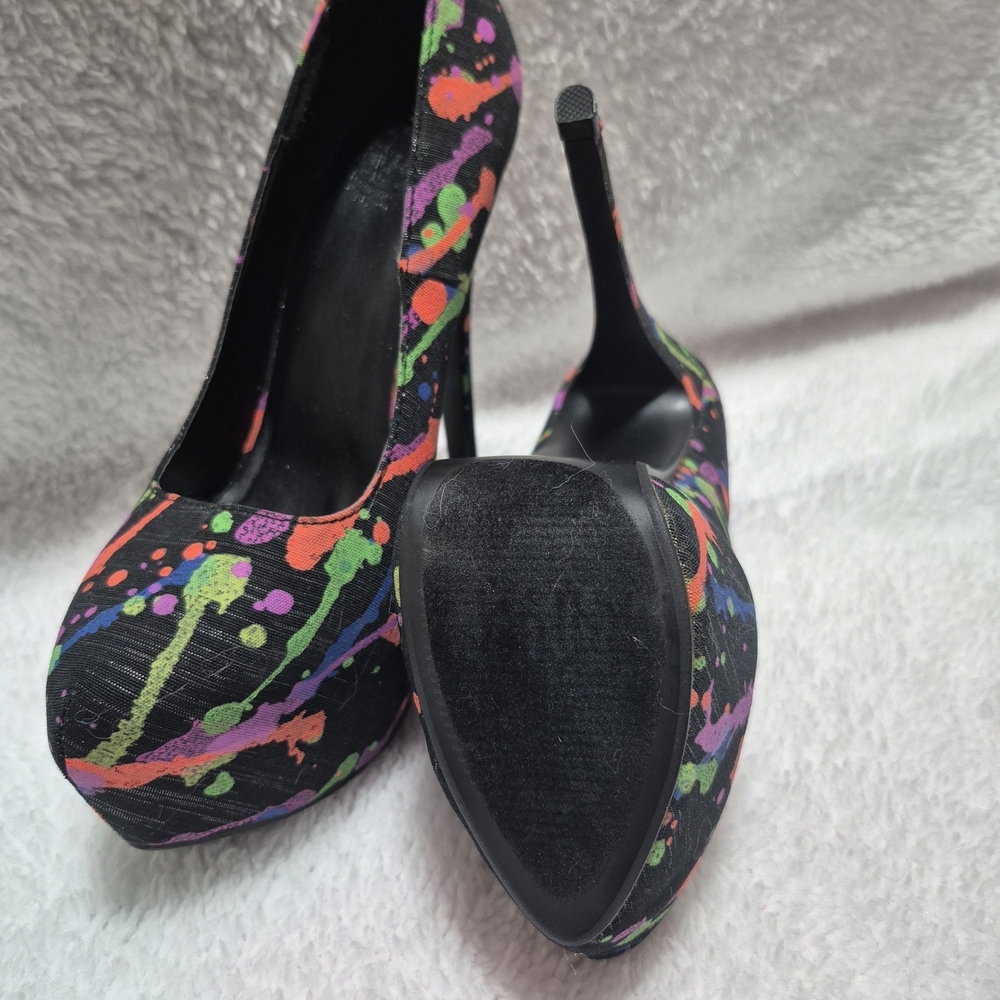 Colorful Splatter High Heels - Picture 3 of 4